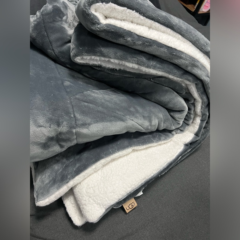 Ugg comforter